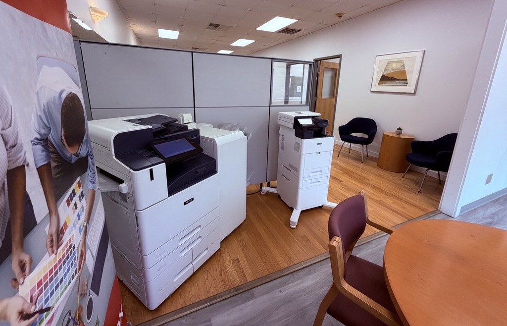 Live Xerox AltaLink and VersaLink demo units in the New Haven showroom Xerox AltaLink and VersaLink multifunction printers running on the ABS showroom floor in New Haven, Connecticut.
